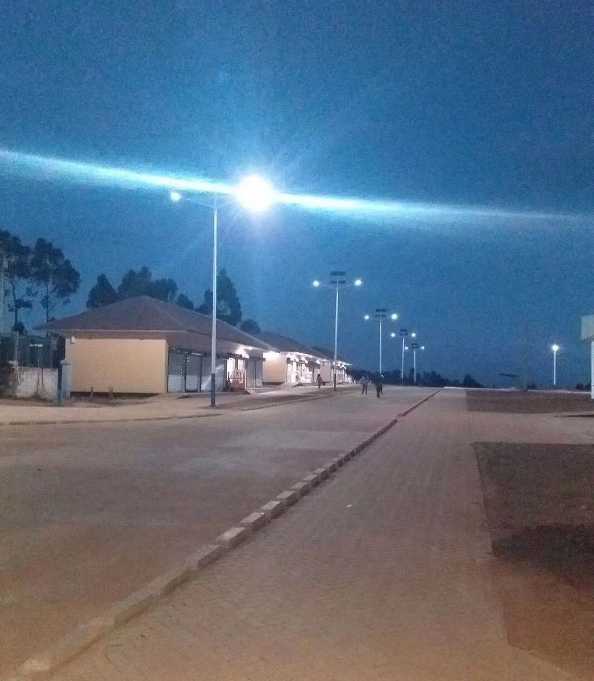 彰化县非洲科特迪瓦太阳能路灯工程